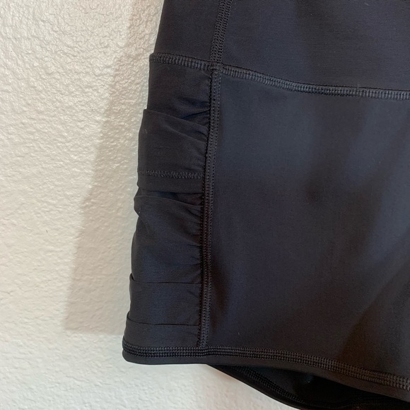 Lululemon black training shorts 3” ruched - Picture 5 of 7